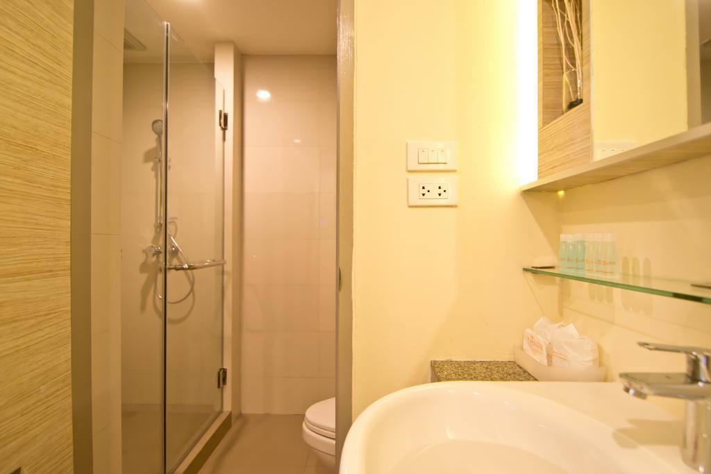 Sunshine One Hotell Pattaya Rom bilde